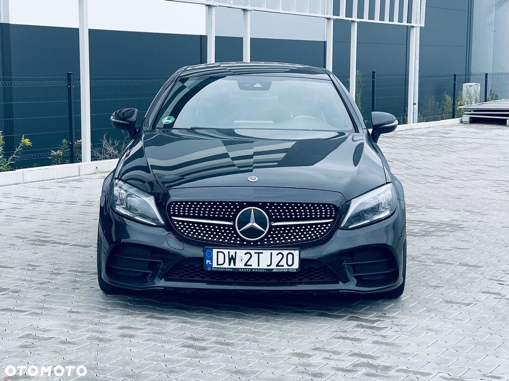 Mercedes-Benz Klasa C 300 9G-TRONIC - 5