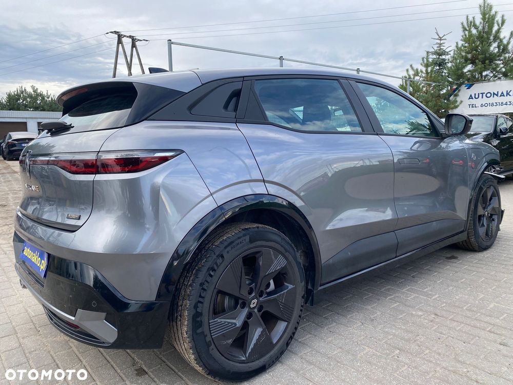 Renault Megane E-Tech 220 Comfort Range Techno - 3