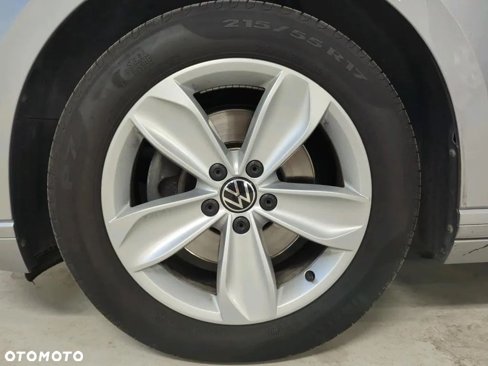 Volkswagen Passat 2.0 TDI Business DSG - 5