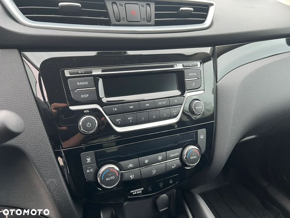 Nissan Qashqai 1.2 DIG-T Acenta - 24