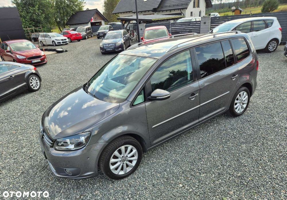 Volkswagen Touran - 23