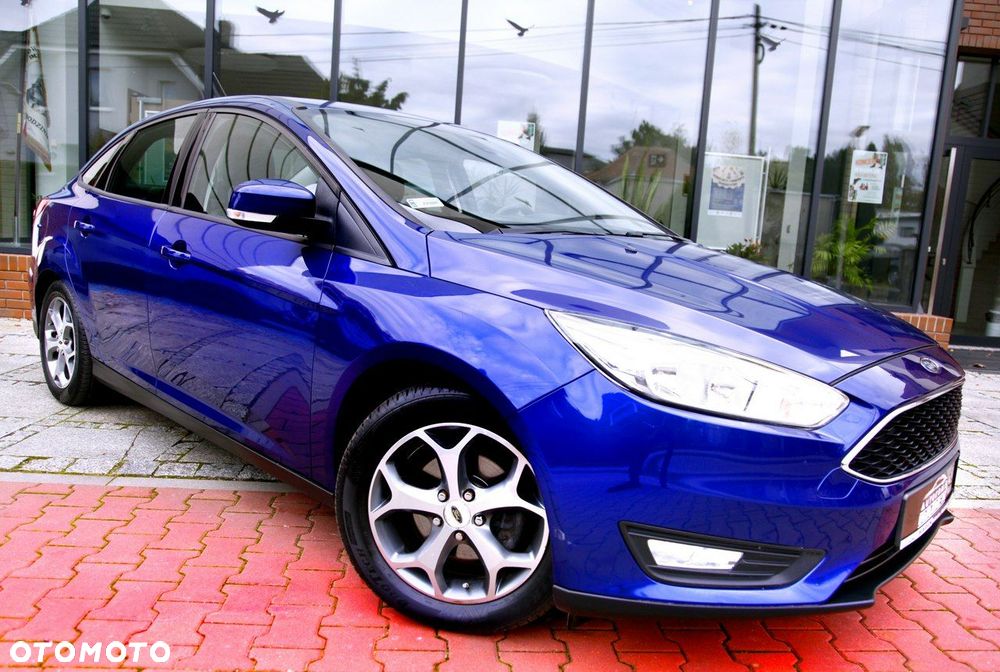 Ford Focus 1.6 Trend Sport - 23
