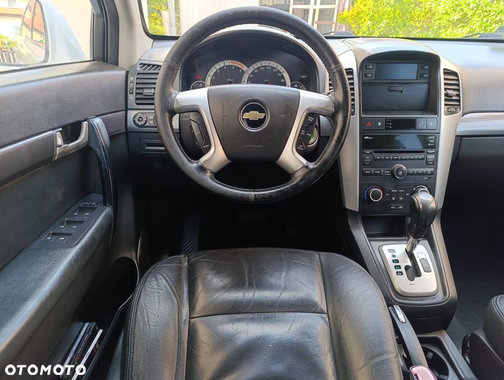 Chevrolet Captiva 2.0 d High - 17