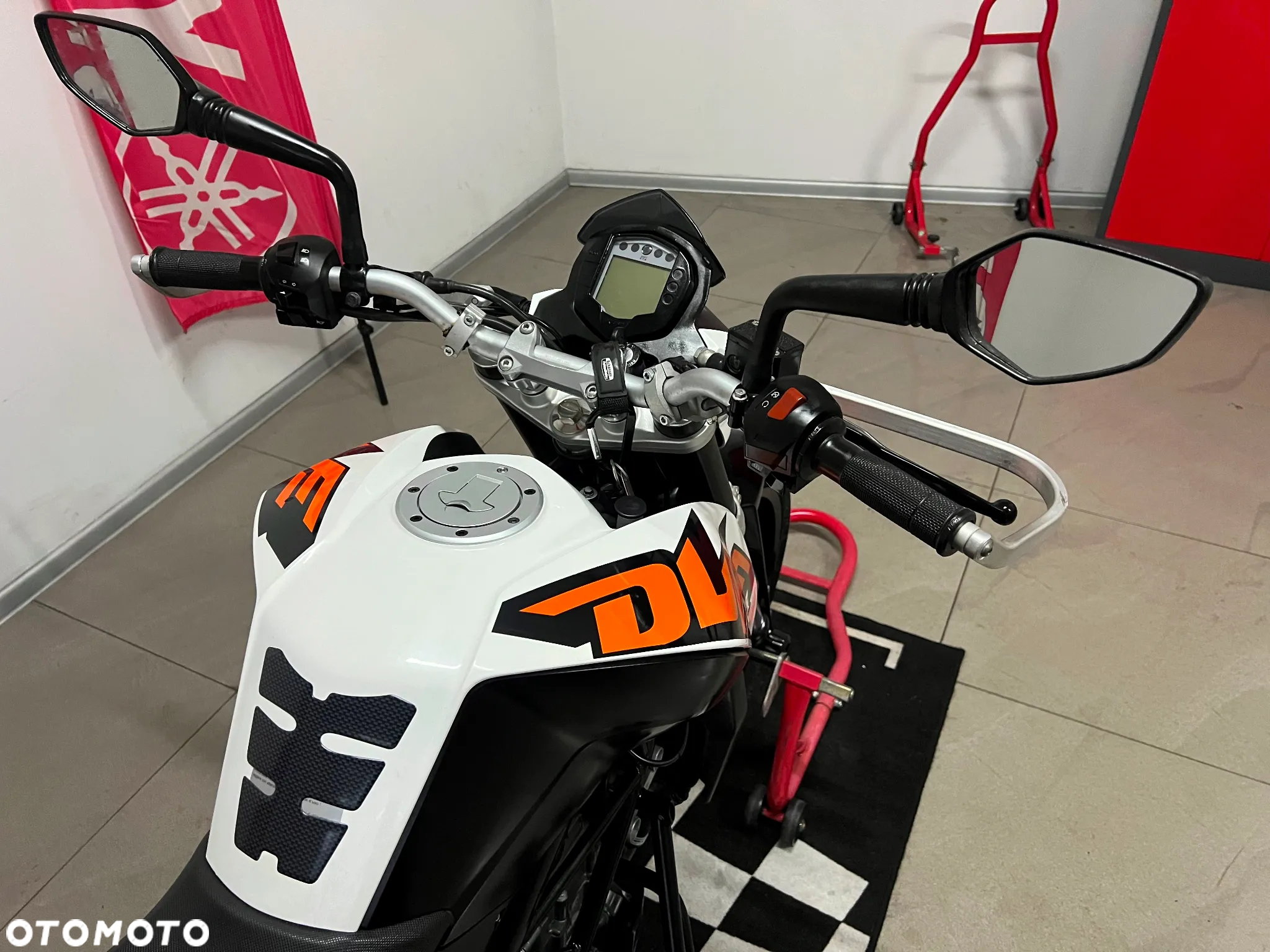 KTM Duke - 9