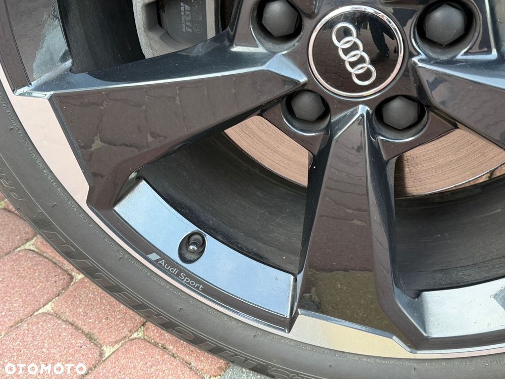 Audi Q5 Sportback - 4