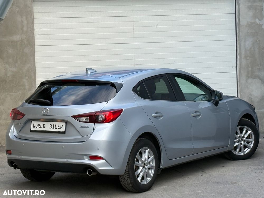 Mazda 3 - 3