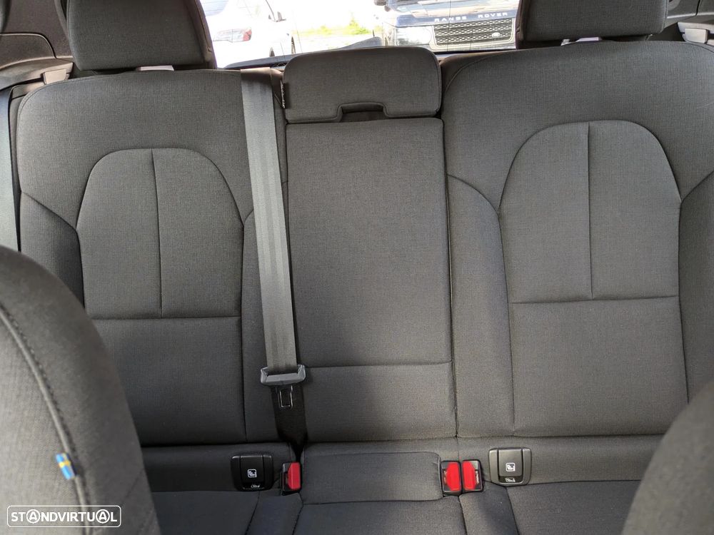 Volvo C40 - 12