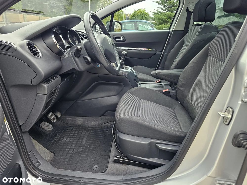 Peugeot 5008 - 20