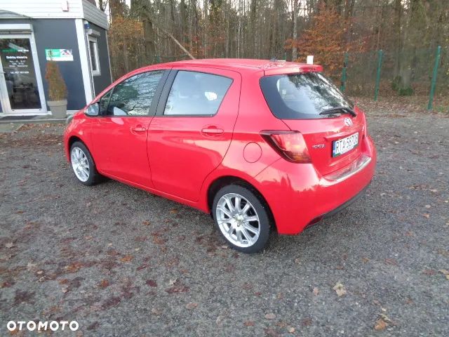Toyota Yaris 1.33 Premium EU6 - 3