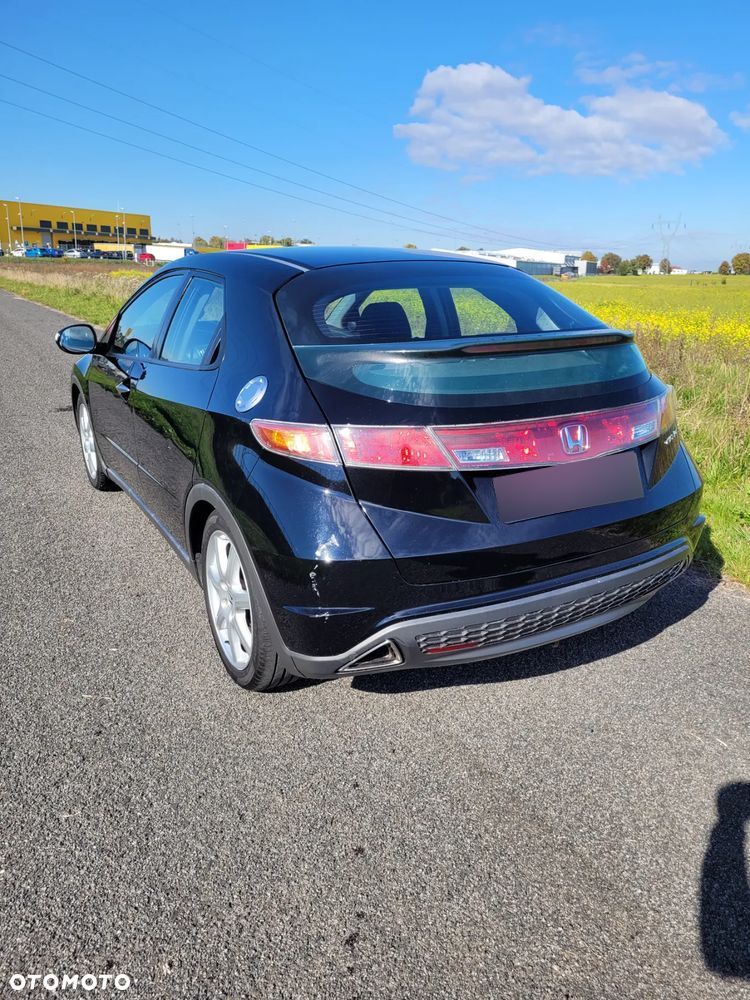 Honda Civic 1.8i-VTEC Sport - 3