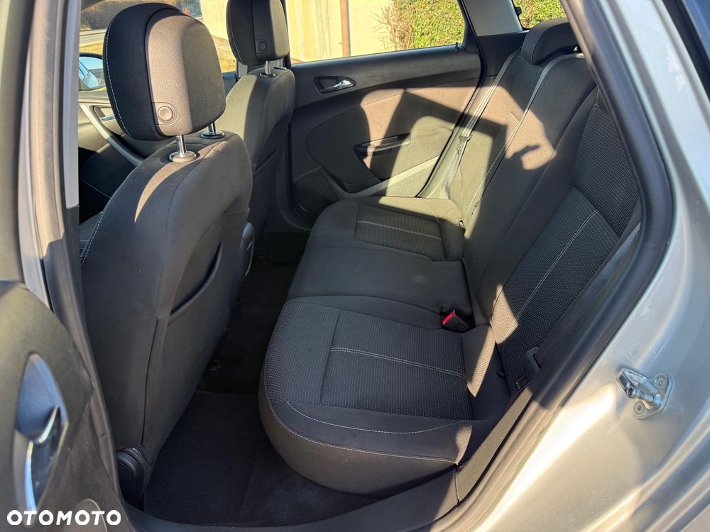 Opel Astra - 28
