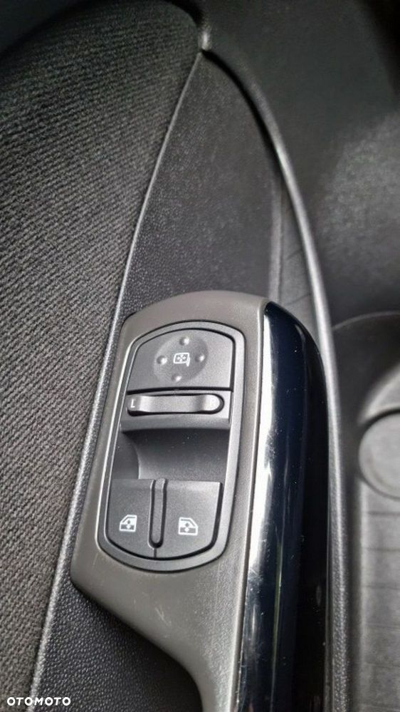 Opel Corsa - 16
