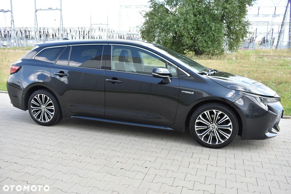Toyota Corolla 2.0 Hybrid Executive - 13