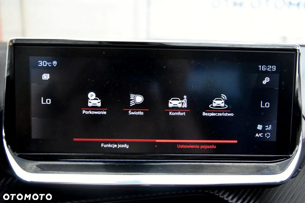 Peugeot 2008 1.2 PureTech GT Line S&S - 37