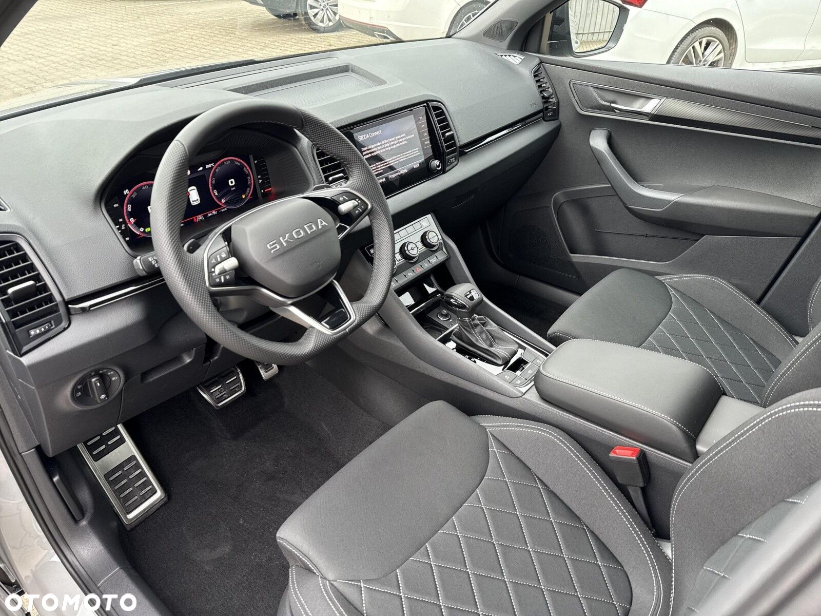 Skoda Karoq 1.5 TSI ACT Sportline DSG - 10