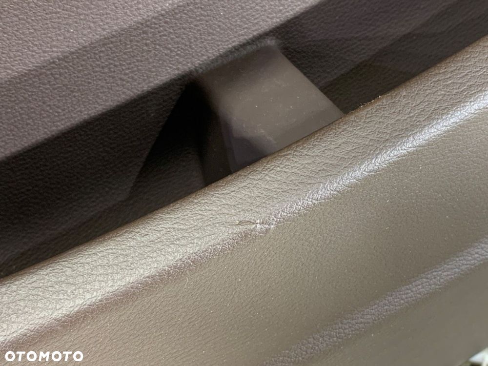 BOCZEK DRZWI TYŁ PRAWY  BMW X5 (E70) 2006 - 2013 xDrive 40 d 225 kW [306 KM] olej napędowy 2010 - - 4