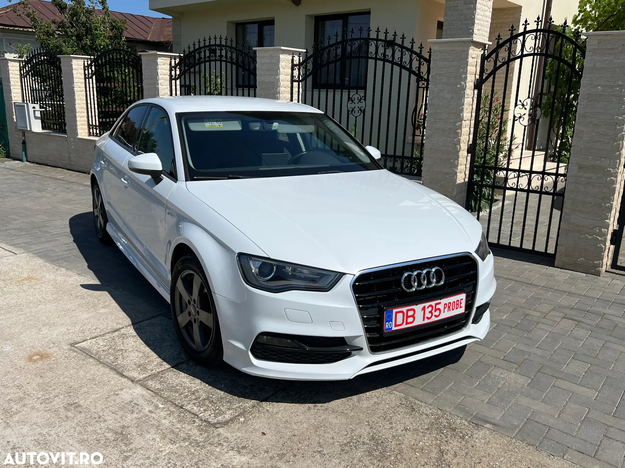 Audi A3 1.4 TFSI Limousine S line Sportpaket - 2