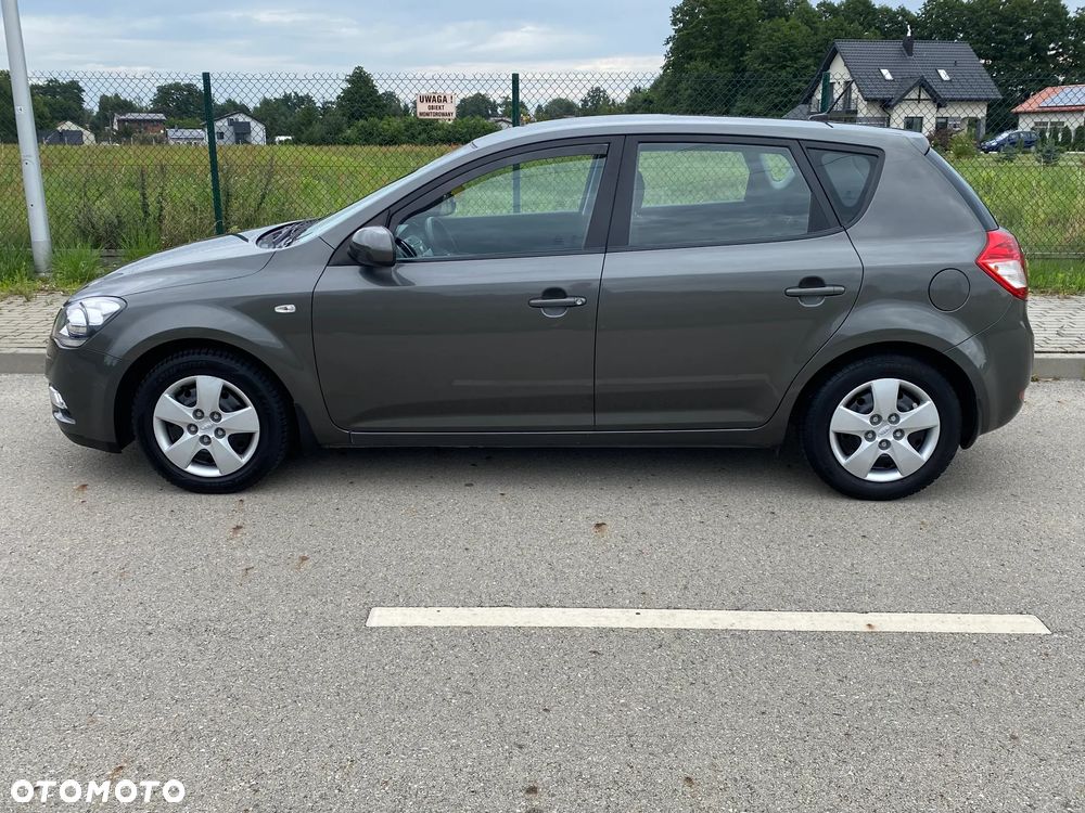 Kia Ceed Cee'd 1.4 Comfort - 2