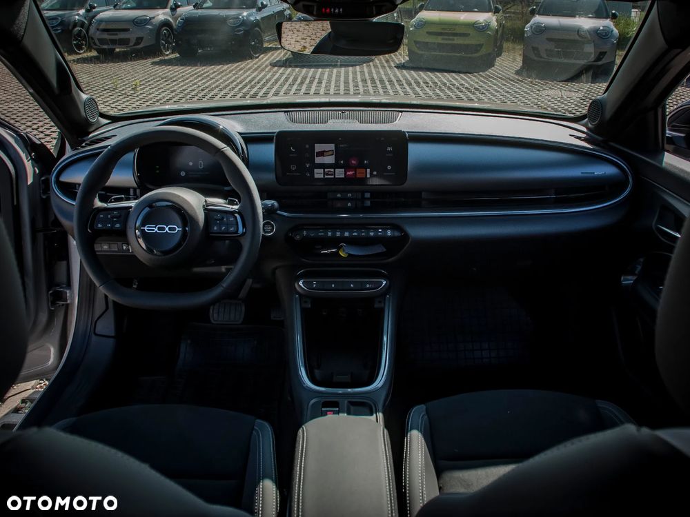 Fiat 600 1.2 Turbo Sport eDCT - 15