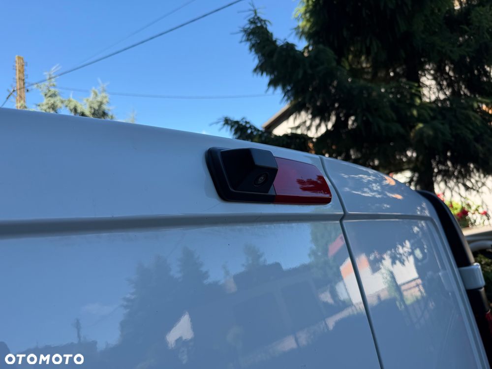 Renault Trafic - 23