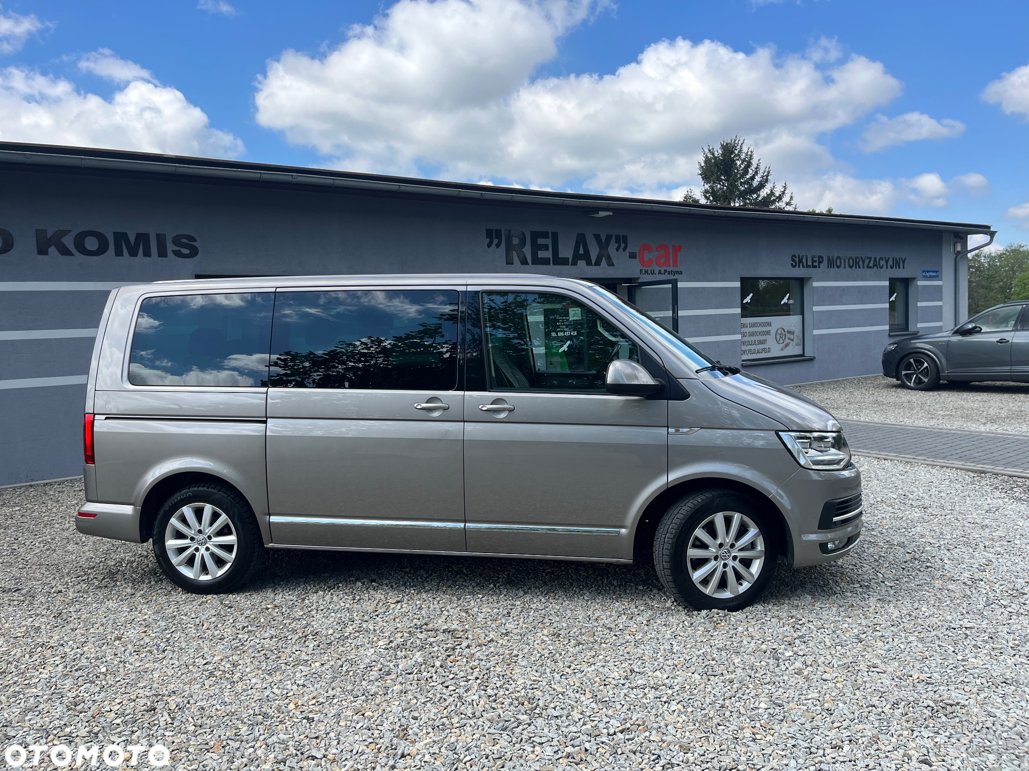 Volkswagen Multivan 2.0 BiTDI L1 Generation SIX 4Motion DSG - 8