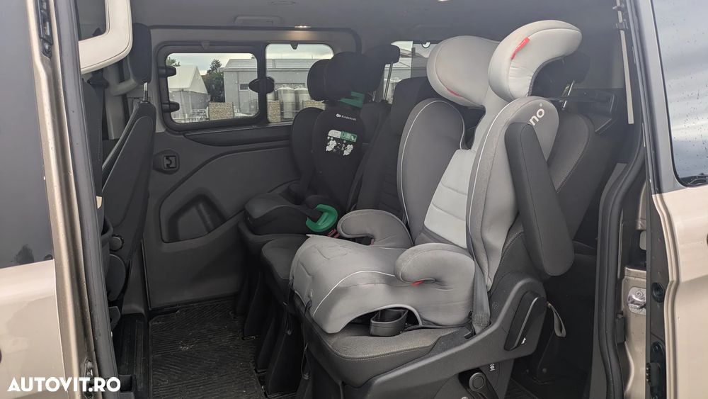 Ford Tourneo Custom Bus 320 2.0 EcoBlue 130 CP L2H1 Trend - 11
