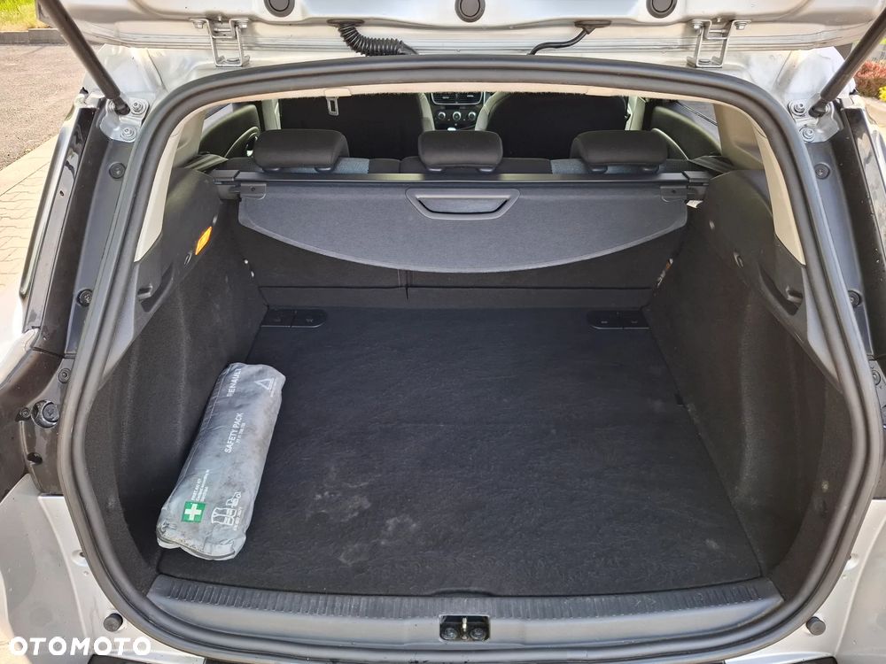 Renault Clio - 16