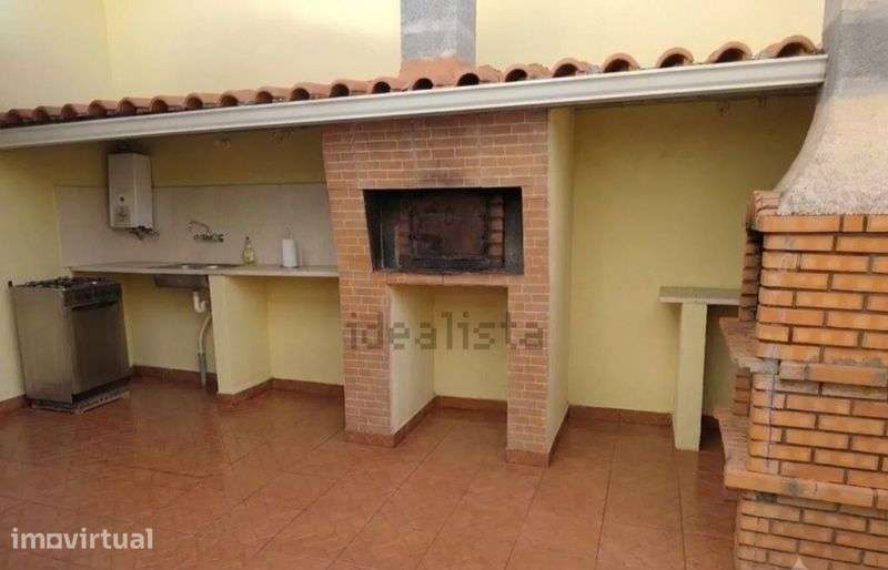 Moradia T5 aluguer - Grande imagem: 2/11