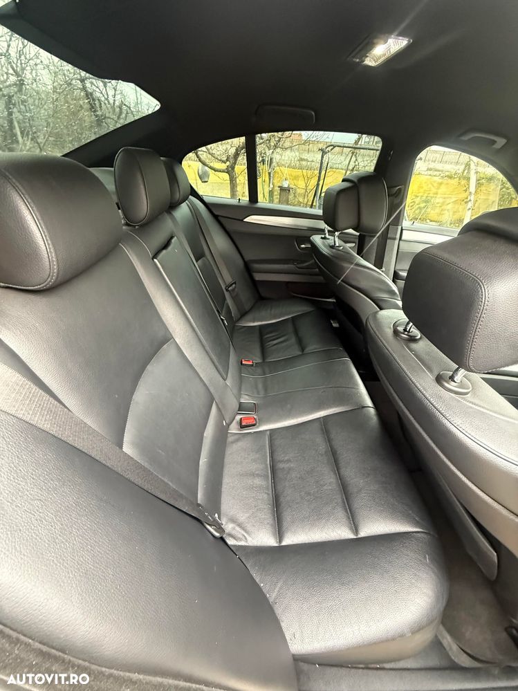 BMW Seria 5 520d - 3