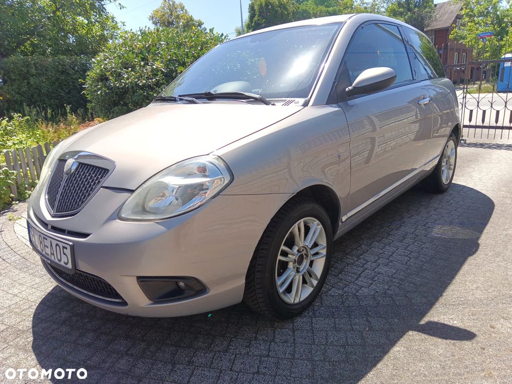 Lancia Ypsilon Y 1.3 16v Multijet Oro - 1