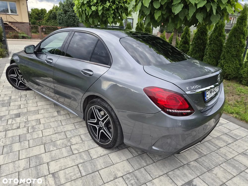 Mercedes-Benz Klasa C - 32