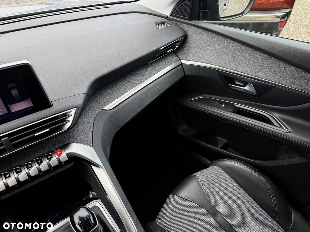 Peugeot 3008 BlueHDi 130 Stop & Start Allure Business-Paket - 18