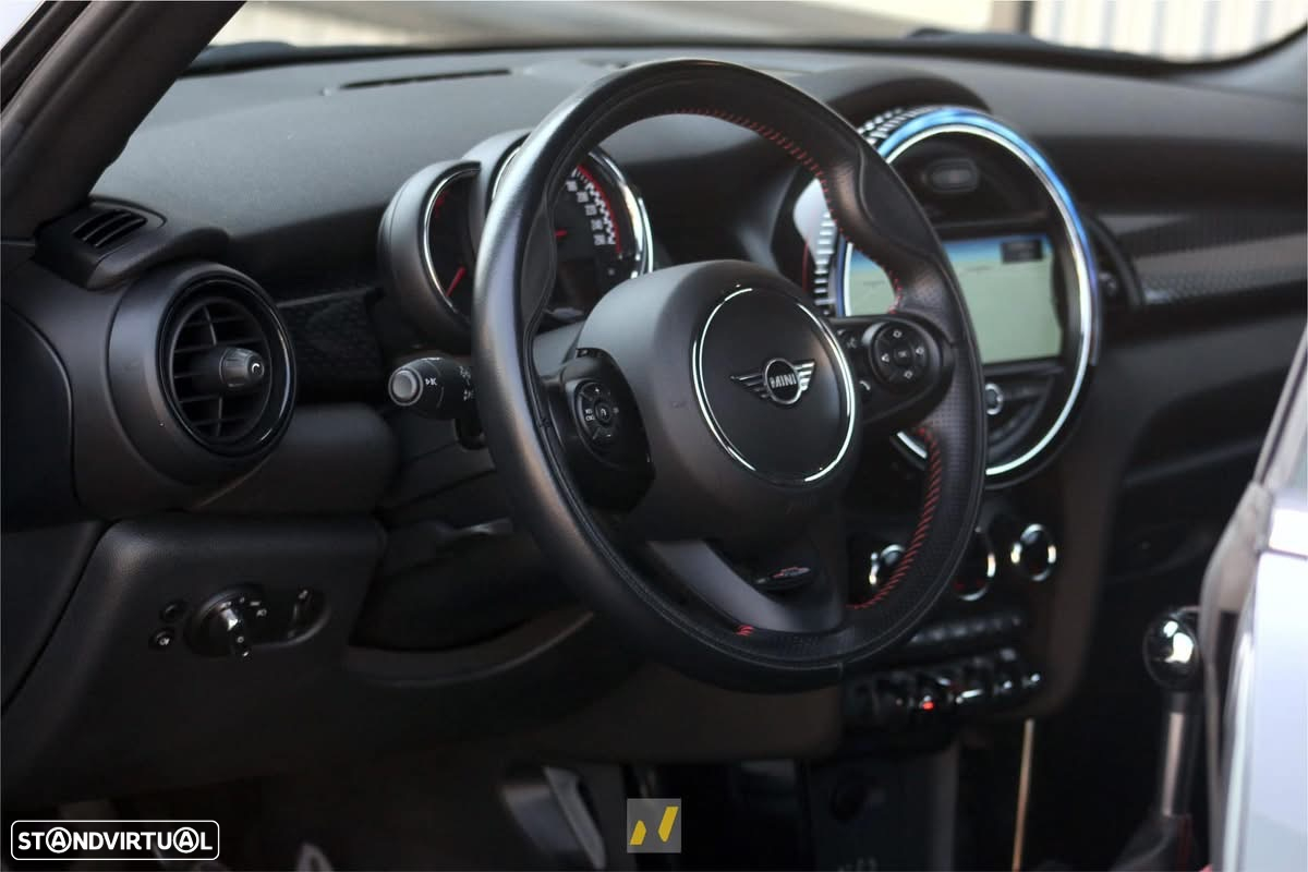 MINI Cabrio John Cooper Works Auto Desportiva - 10