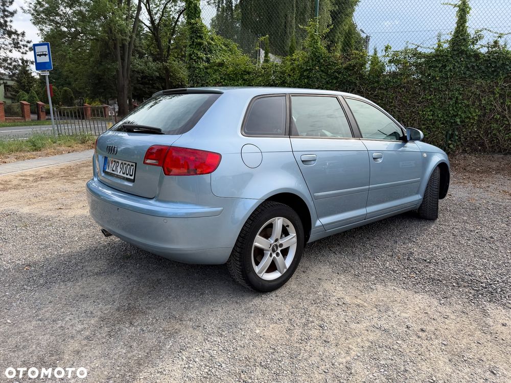 Audi A3 Sportback 1.6 Ambiente - 7