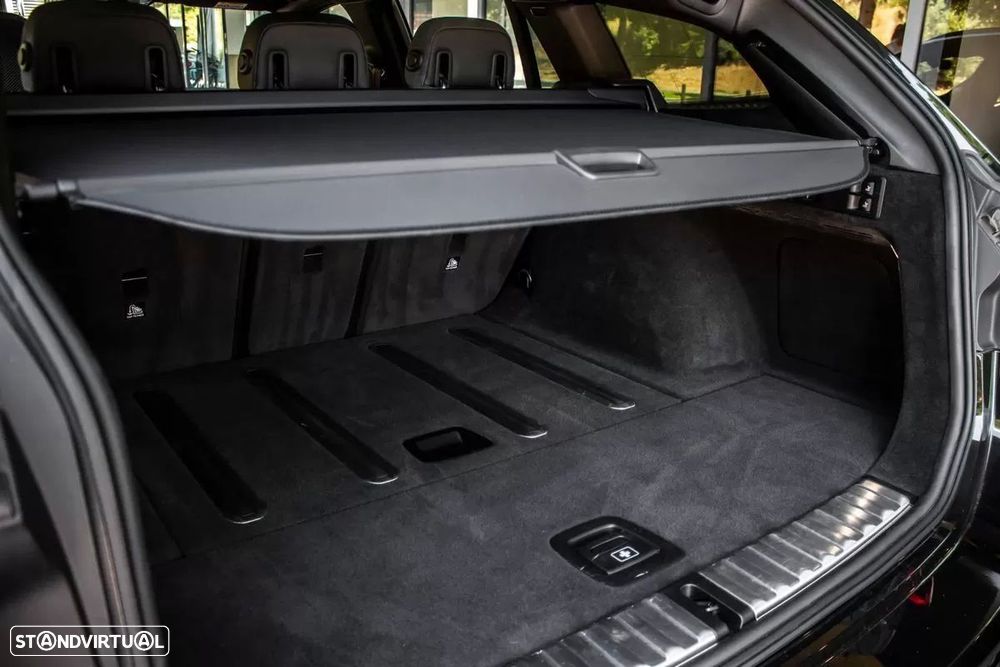 BMW M3 Competition xDrive - 39