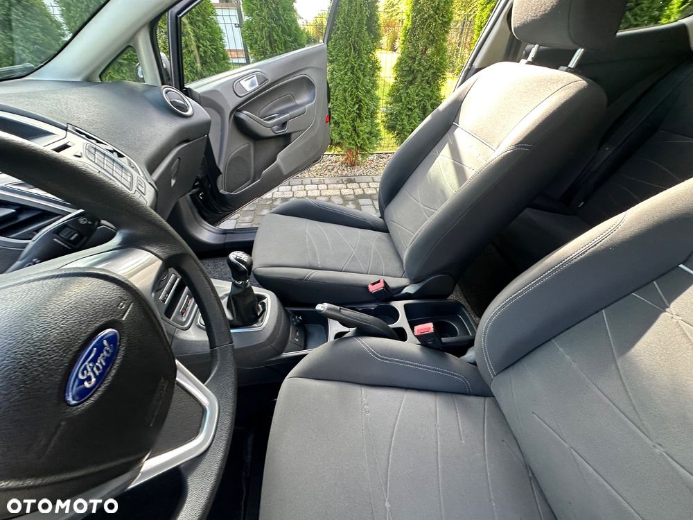 Ford Fiesta - 11