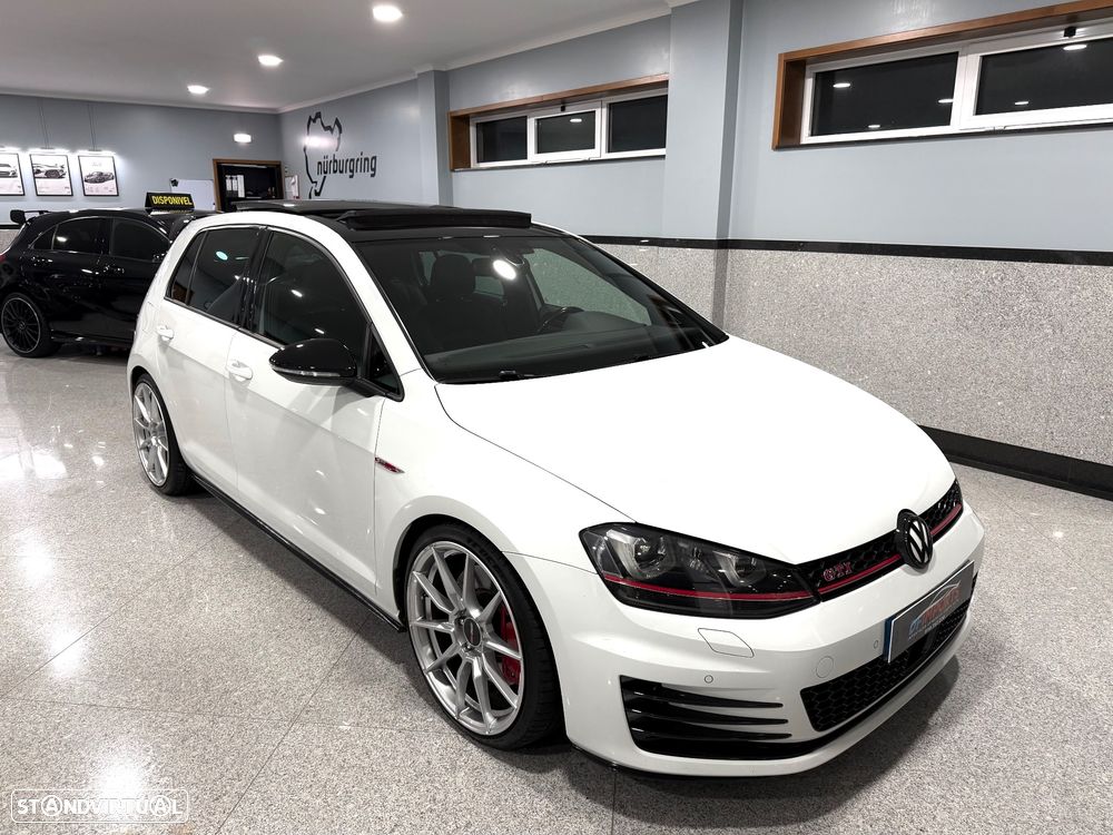 VW Golf 2.0 TSi GTi DSG Performance - 3