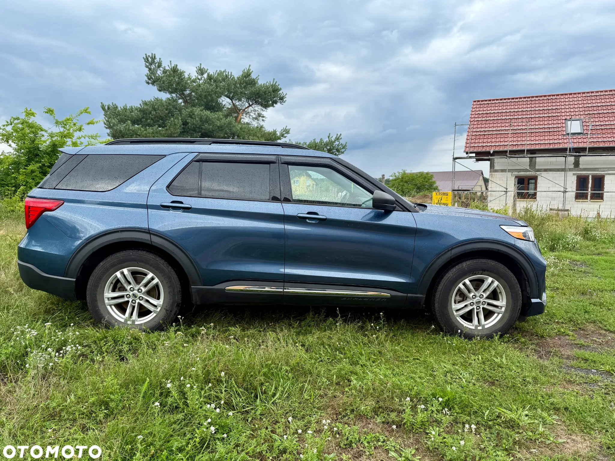 Ford Explorer - 6