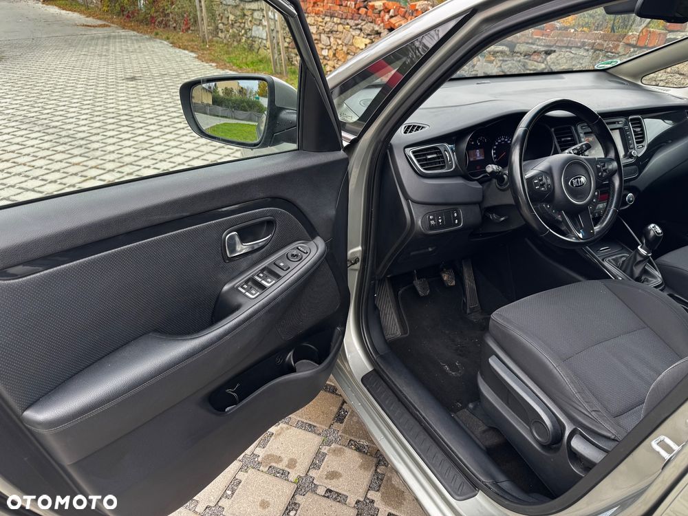 Kia Carens 1.6 GDI Edition 7 - 23
