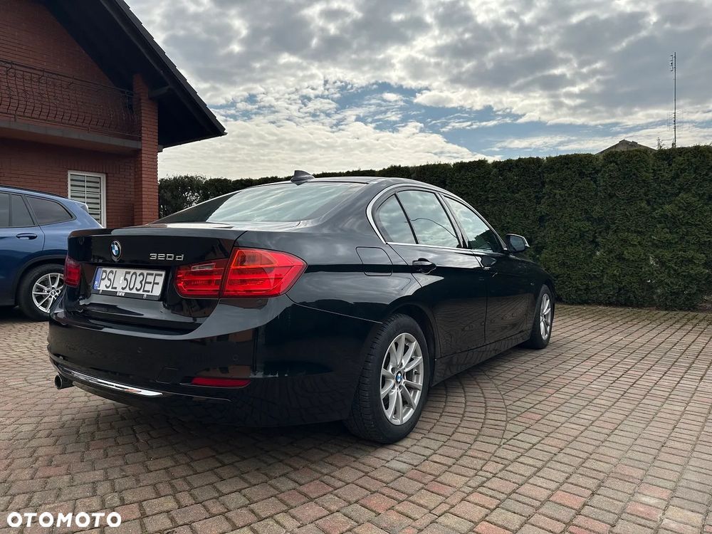 BMW Seria 3 320d Efficient Dynamic Edition Blue Performance Luxury Line - 5