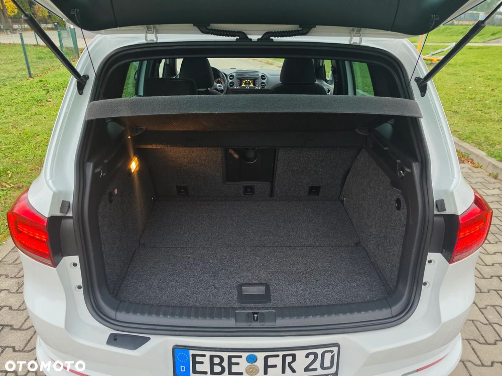 Volkswagen Tiguan 2.0 TDI SCR 4MOTION BlueMotion Technology DSG Exclusive - 13