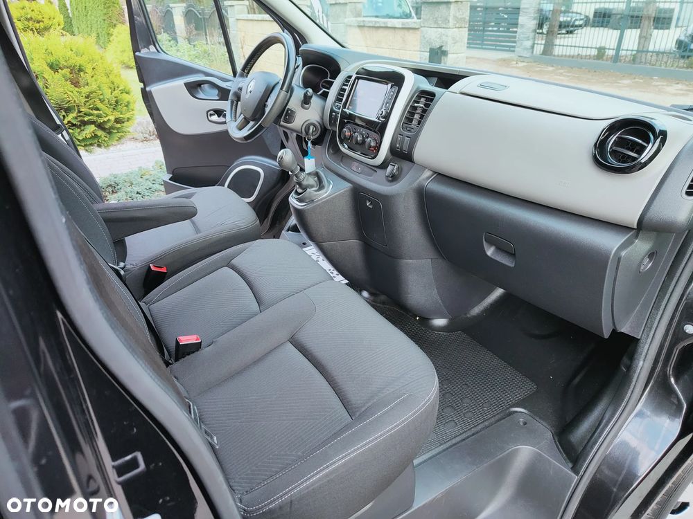 Renault Trafic Grand Combi Expression - 13