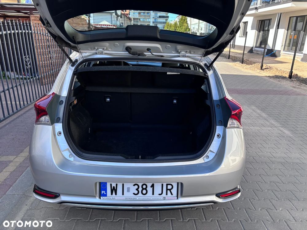 Toyota Auris 1.6 Premium - 15