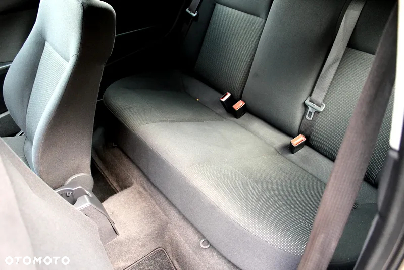 Opel Astra GTC 1.6 Catch me - 10
