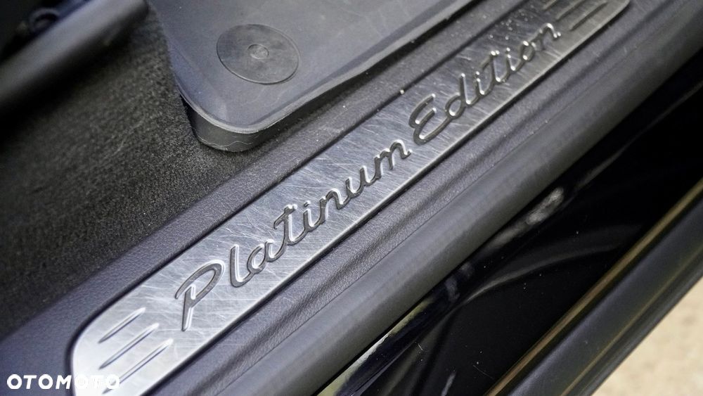 Porsche Cayenne Diesel Platinum Edition - 14