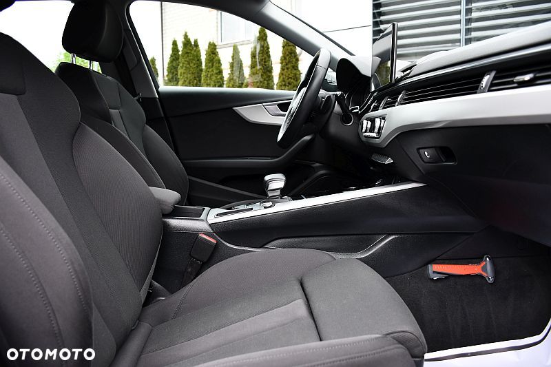 Audi A4 Avant 35 TFSI S tronic sport - 7