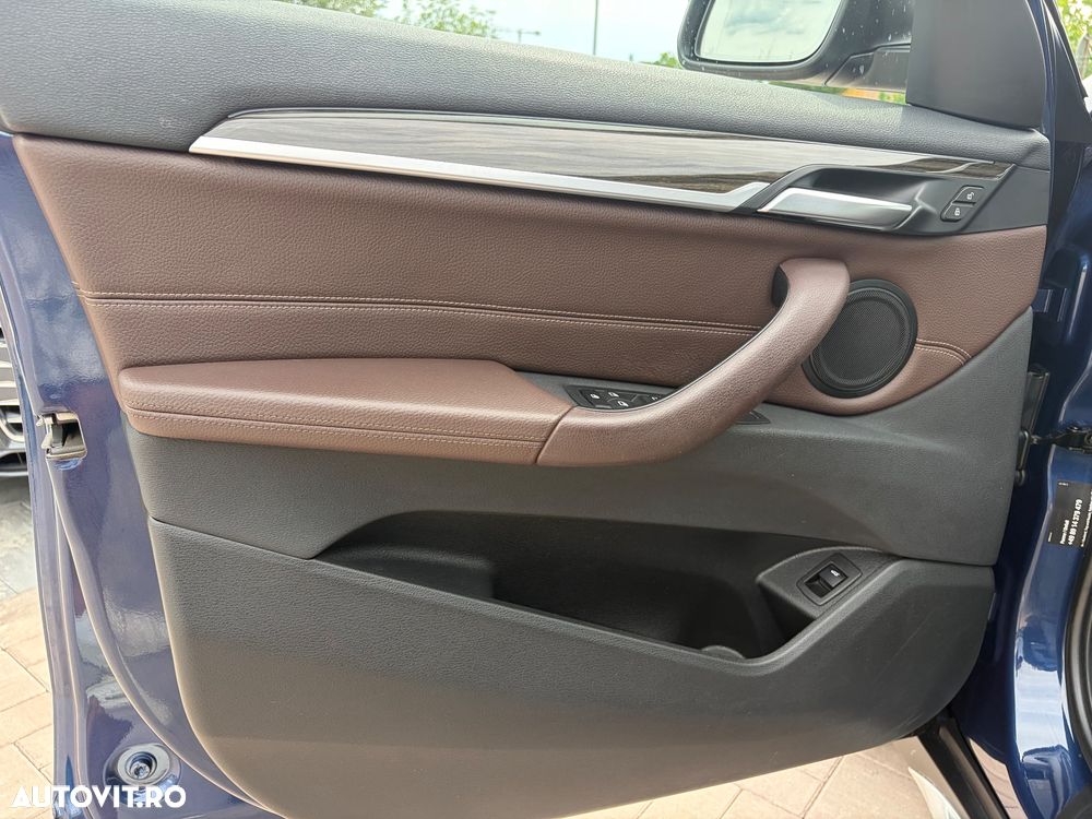 BMW X1 xDrive20d AT - 33