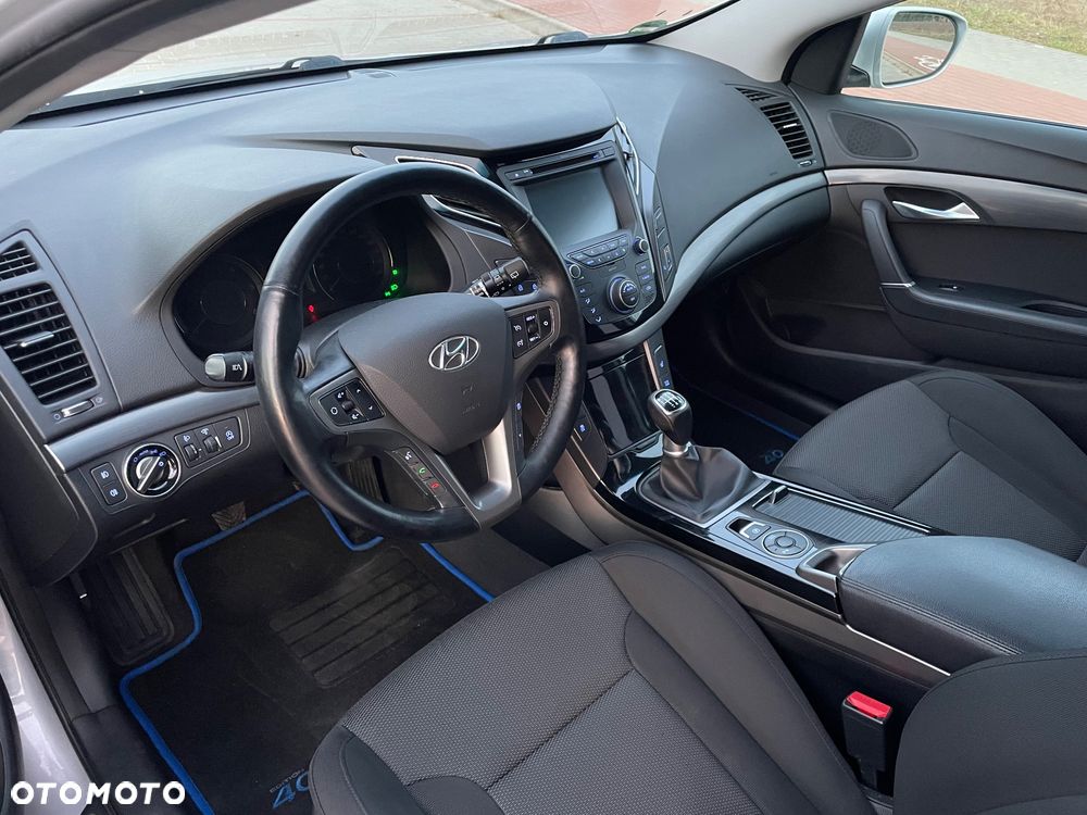 Hyundai i40 1.7 CRDi Comfort - 25