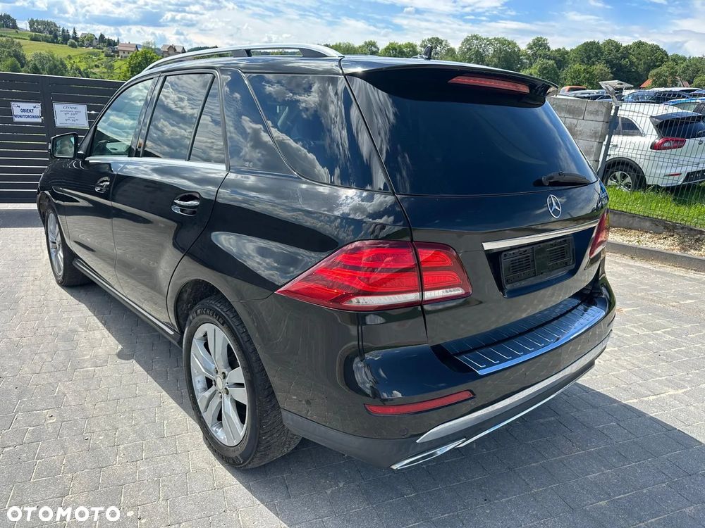 Mercedes-Benz GLE 350 d 4-Matic - 6