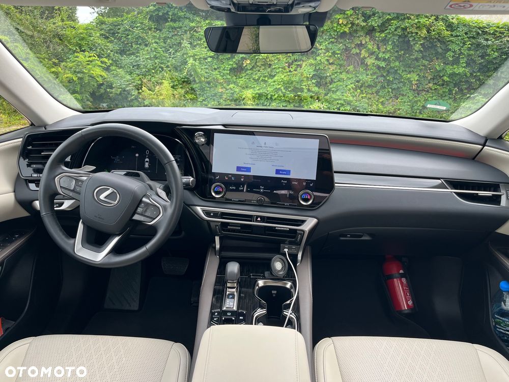 Lexus RX - 5